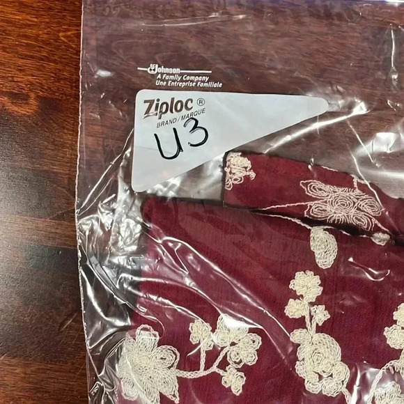 Altard State Womens Tunic/Top Cranberry/Cream XS Embroidered Floral Design Boho - Picture 13 of 13